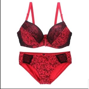 Women's Bra and Panty Set